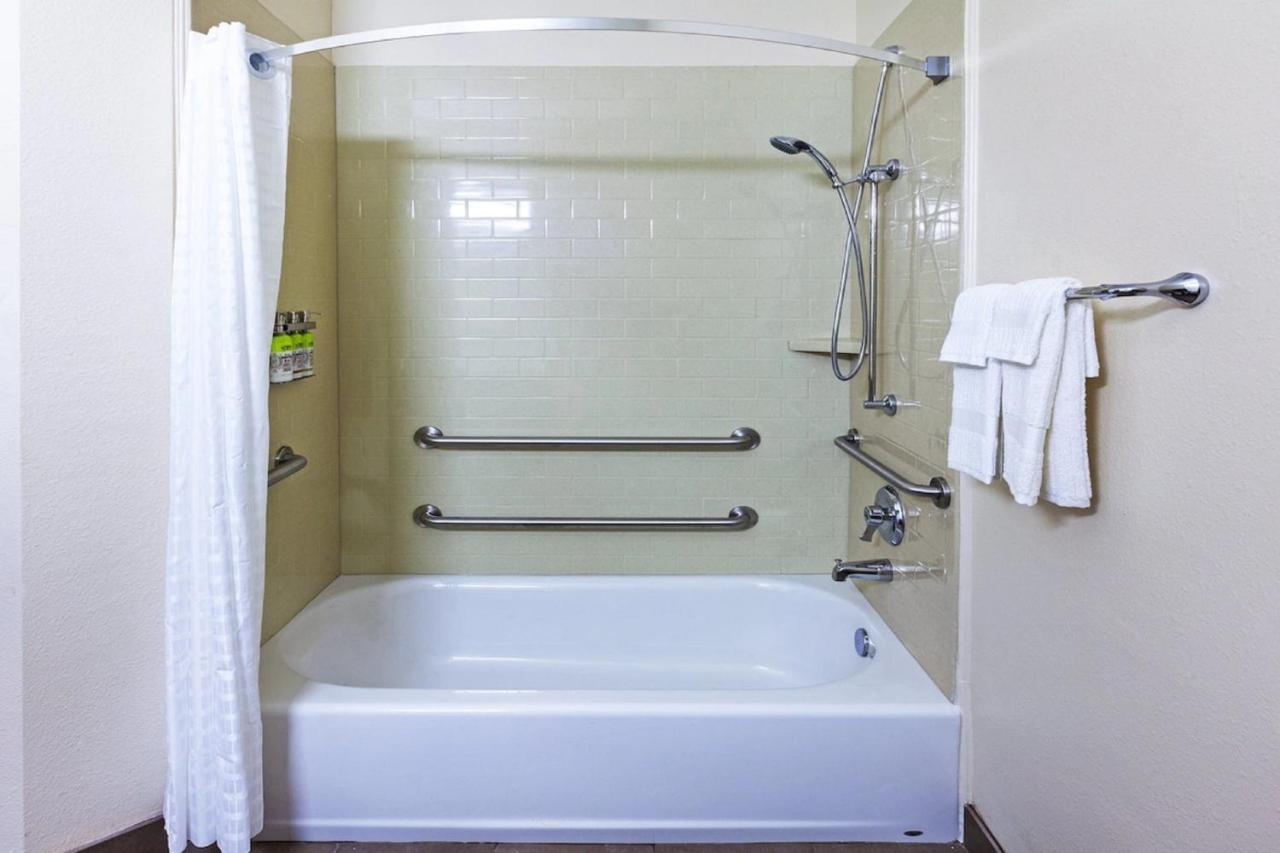 Candlewood Suites Midland By Ihg Dış mekan fotoğraf