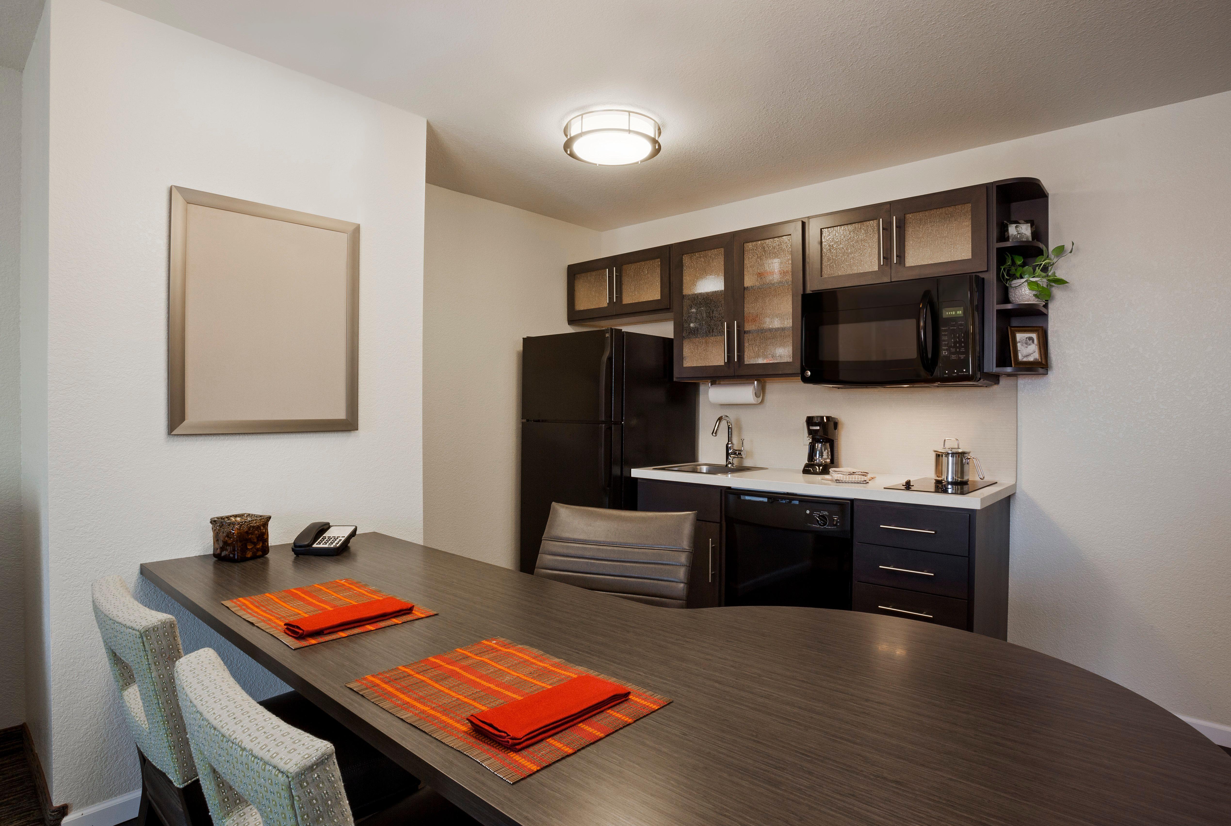 Candlewood Suites Midland By Ihg Dış mekan fotoğraf